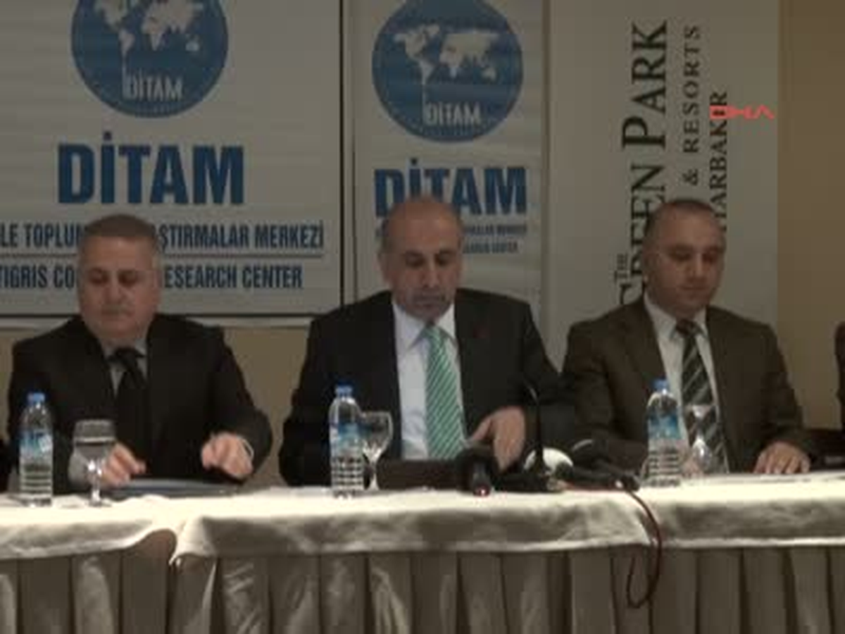 Diyarbakır\'daki Hekimlerin Yarısı Kürtçe Biliyor