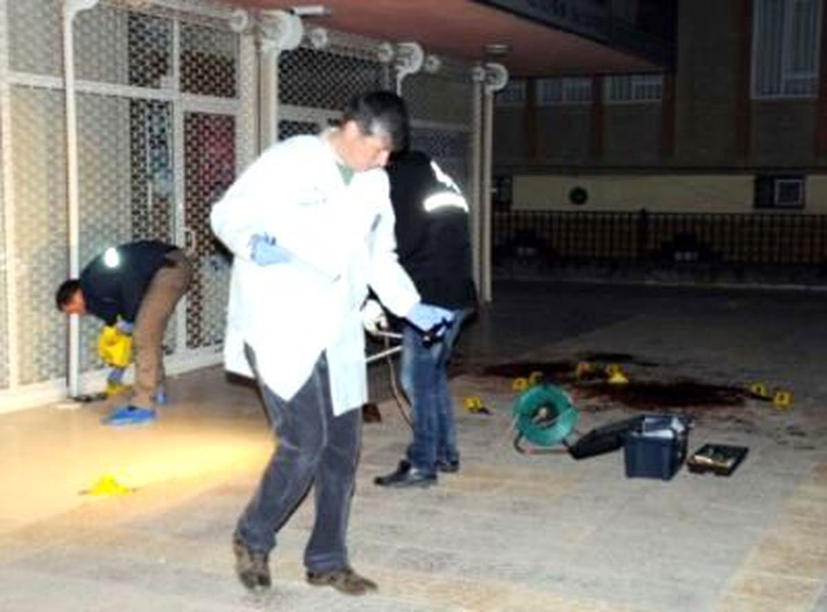 Doktor ve Babasına Silahlı Saldırı