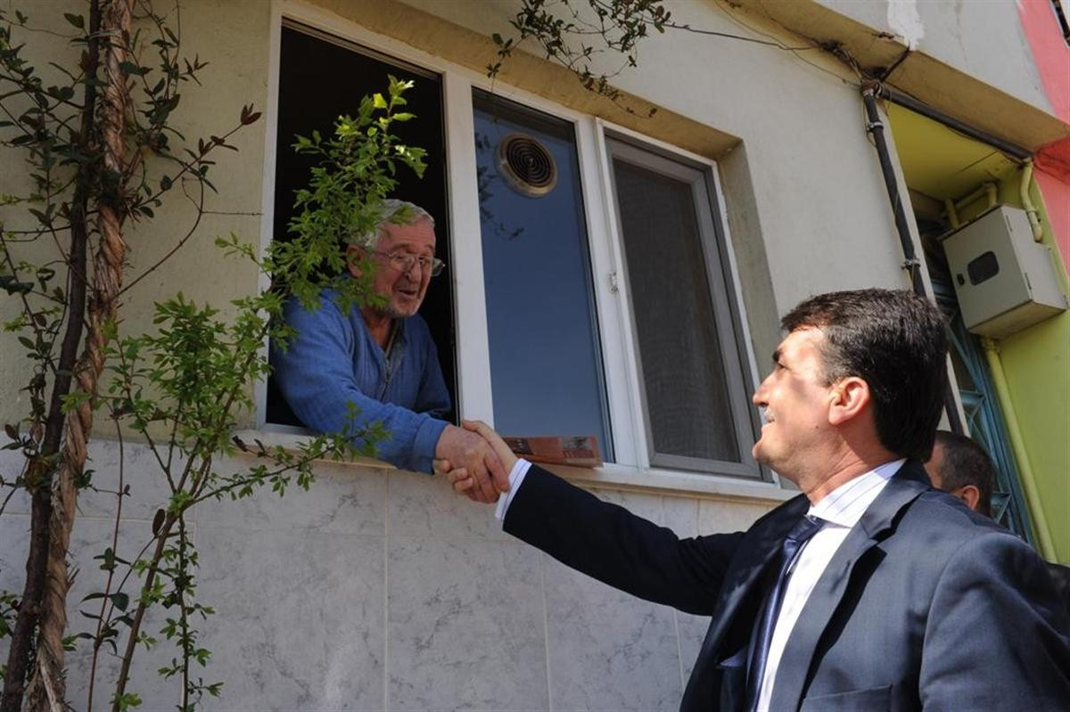Dündar Osmangazi\'de Ayak Basmadık Yer Bırakmadı