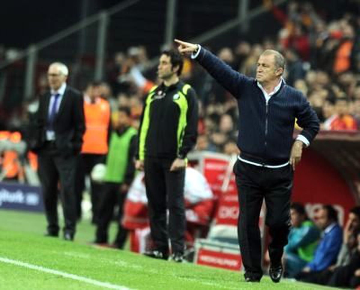 Fatih Terim, Ayın En Medyatik Teknik Direktörü