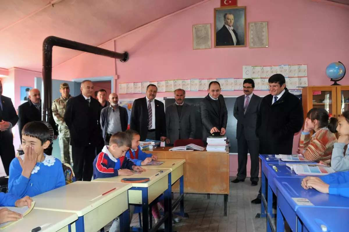 Gümüşhane Valisi Dr. Yusuf Mayda Köy Ziyaretlerinde