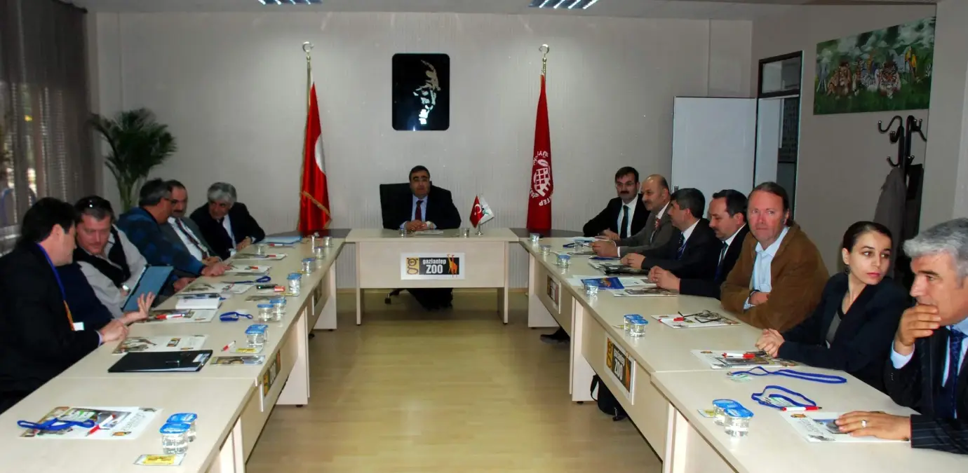 Hayvanat Bahçeleri Bir Çatı Altında Toplanacak