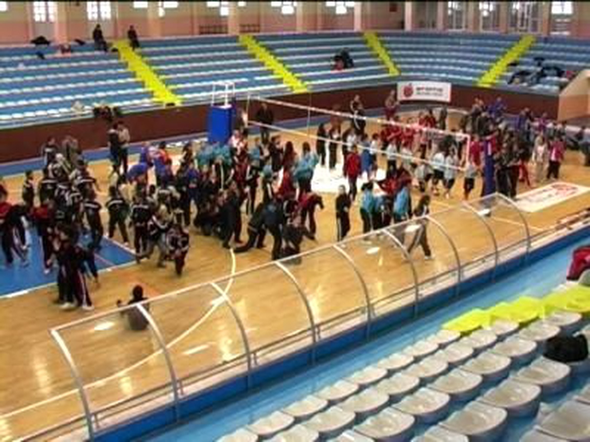 Kazada Ölen Melek\'in Adını Sahaya Yazdılar