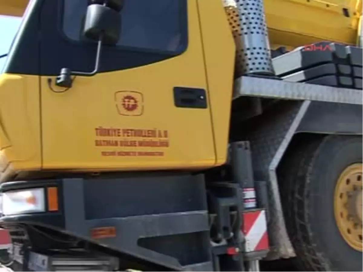 KKTC'de Karadaki Sondaj Arama Ekipmanları Girne Limanı'na Getirildi