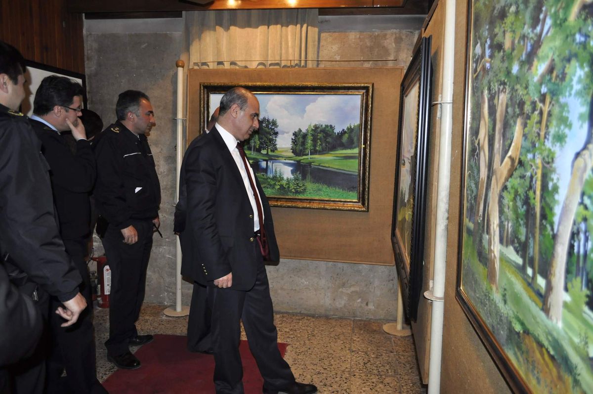Polis Memurlarının Sergisine Büyük İlgi