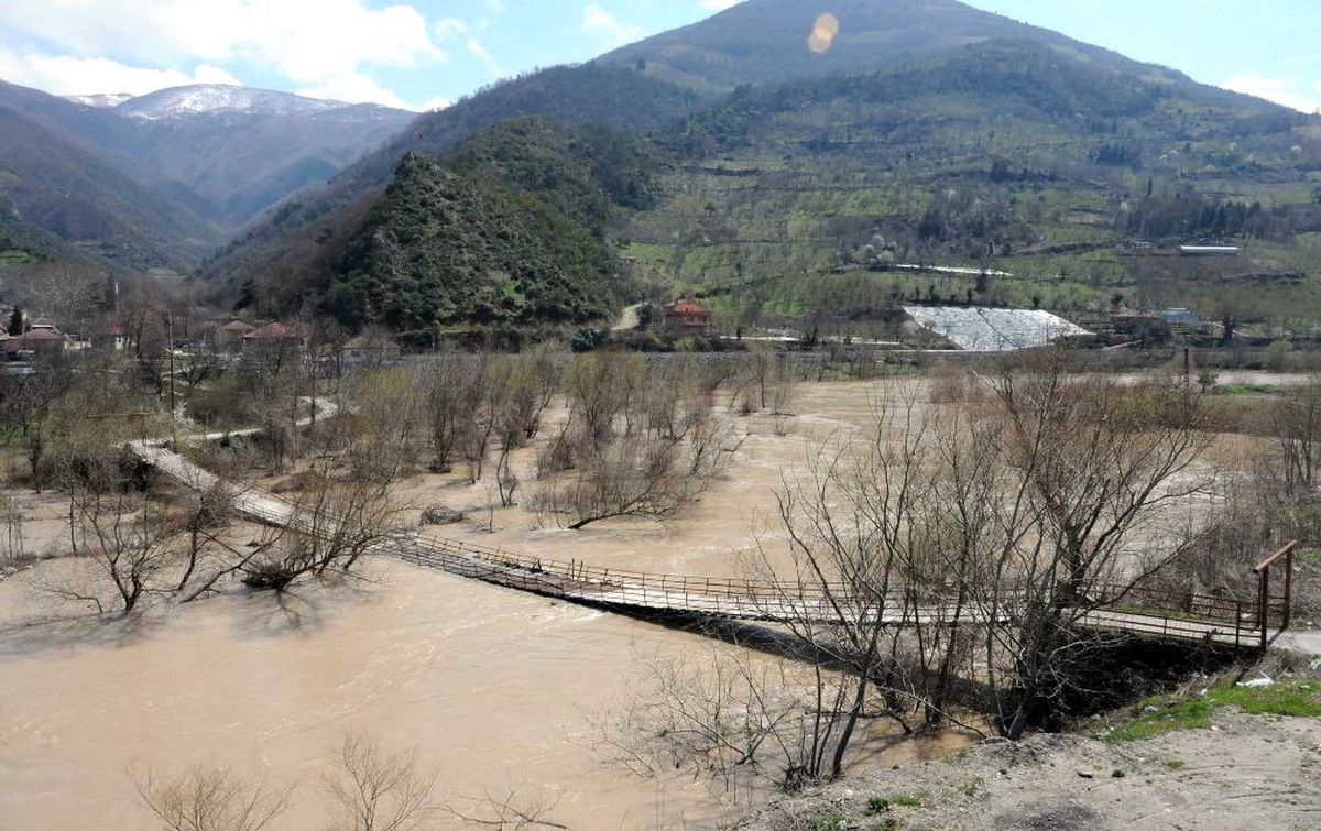 Sakarya Nehrinin Suları Yükseliyor