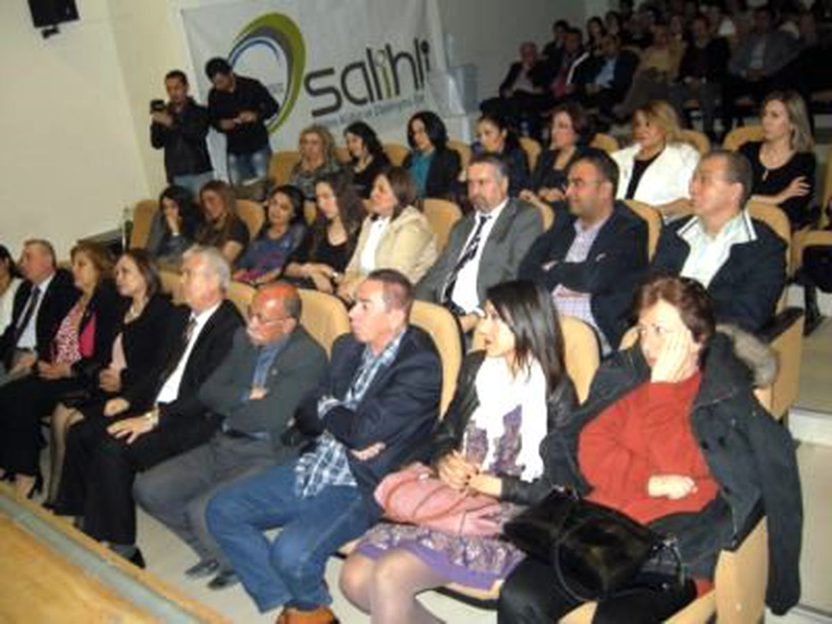Salihlililer Derneği Seminer Düzenledi