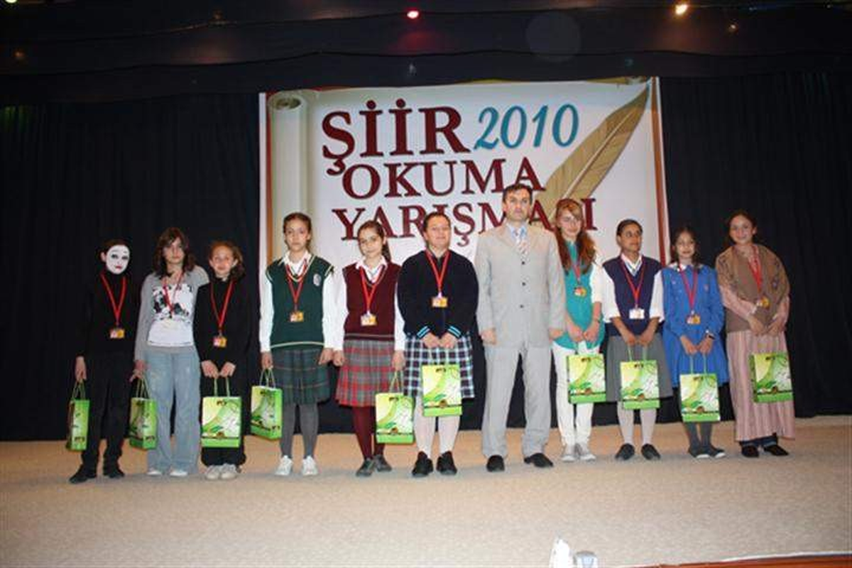 Şehzade Mehmet\'ten Manisa Geneli Şiir Okuma Yarışması