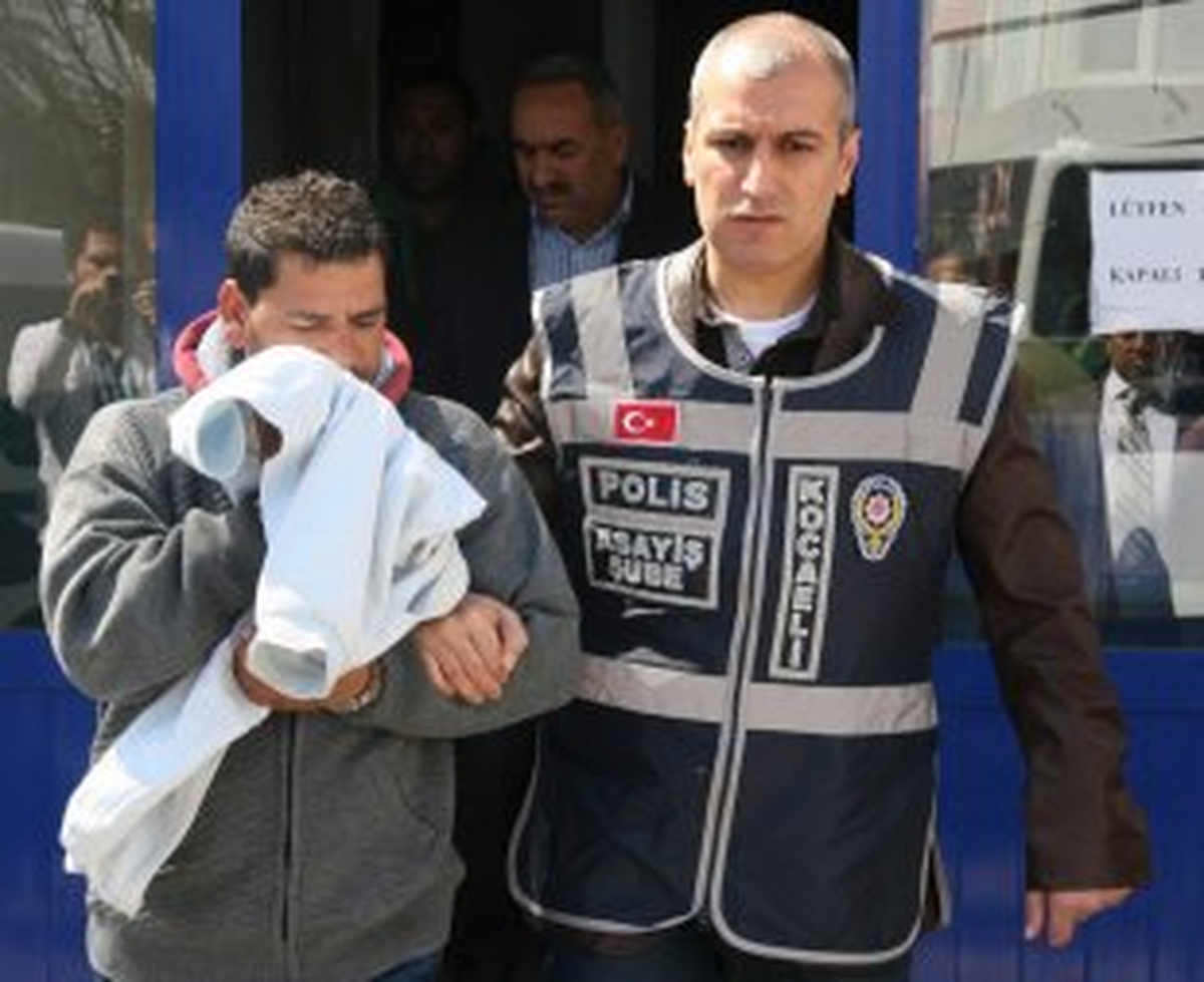 Silahlı Yağmaya 4 Yıl 2 Ay Hapis Cezası