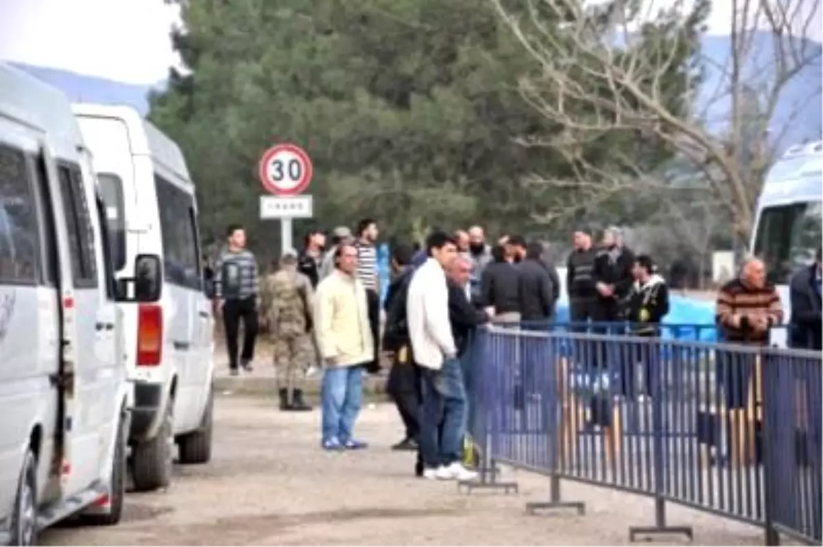 Suriyeli Sayısı 3 Bin 403\'e Ulaştı