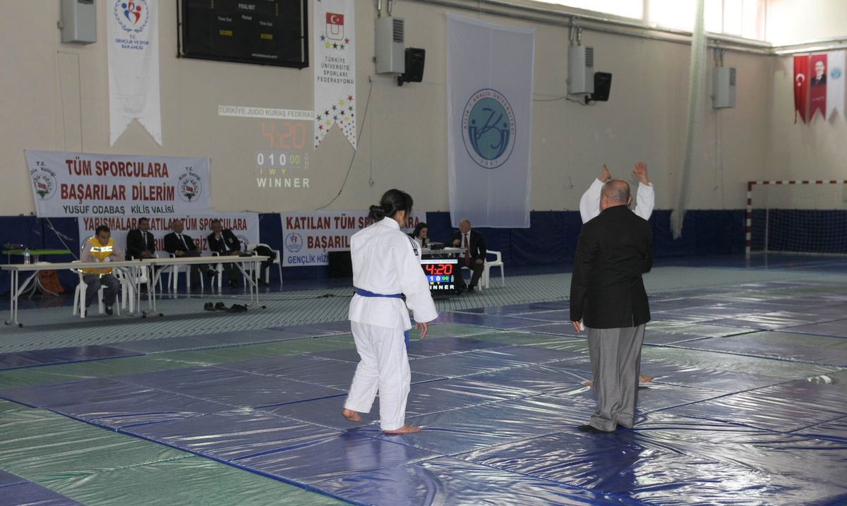 Üniversitede İşitme Engelliler Judo Şampiyonası