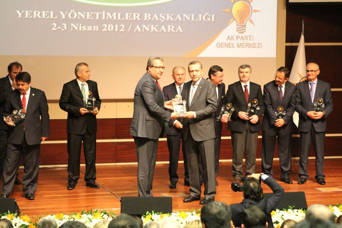 Ünver, 5. Kez Başbakan Erdoğan\'dan Ödül Aldı