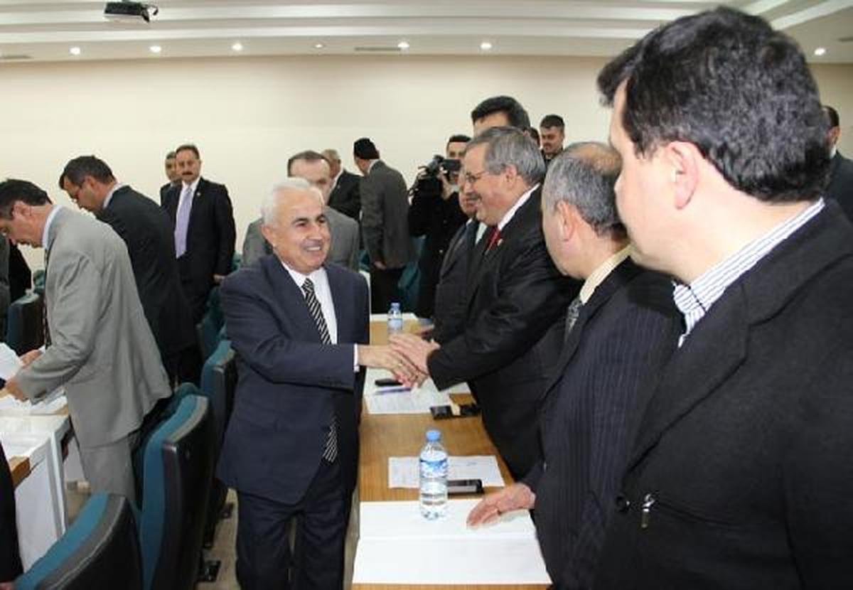 Vali Şahin, Teleferik İçin Anlaştığı İtalyan Firmadan Vazgeçti; Yunanlılar ve İtalyanlar Oldukça...