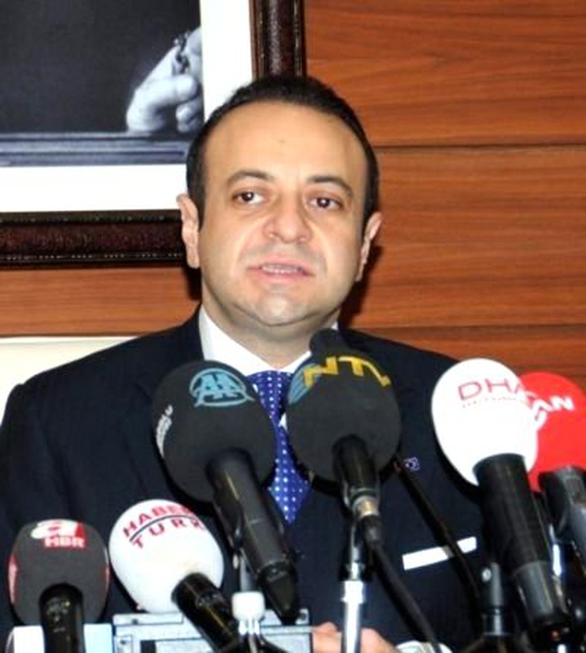 Zürih\'ten "Bağış"A Takipsizlik Kararı