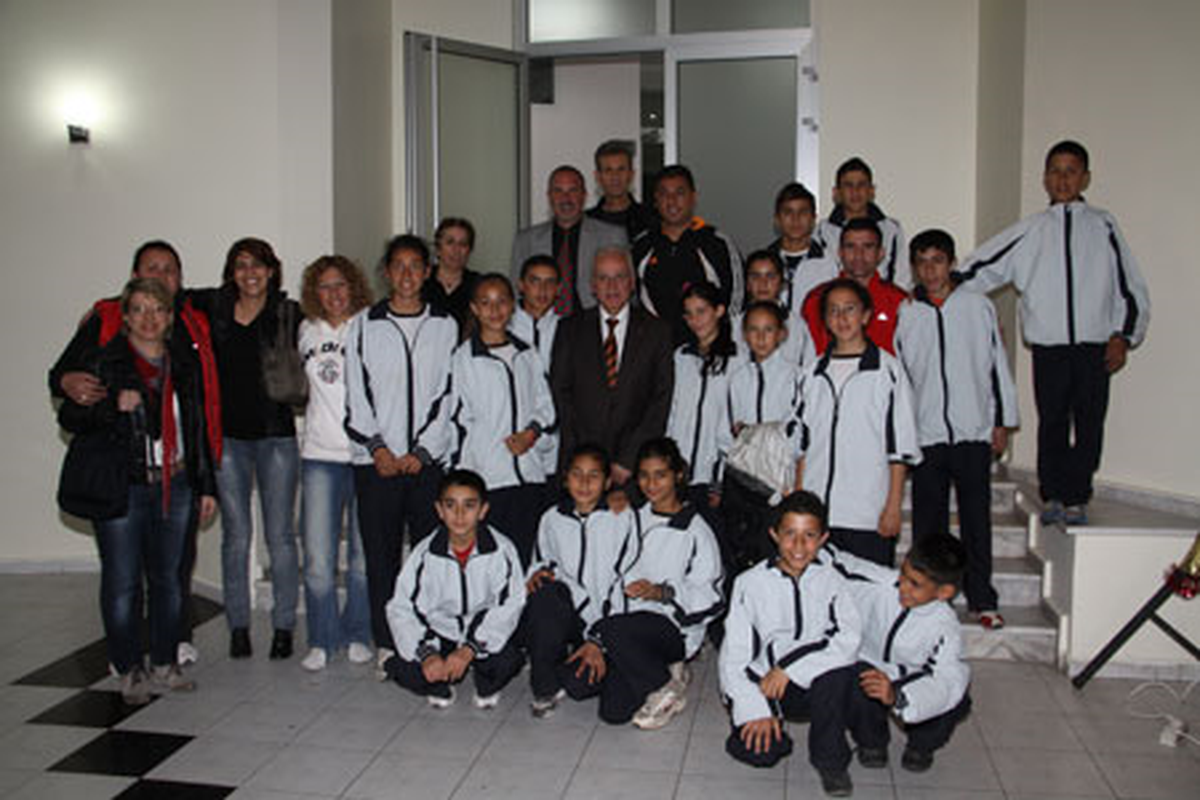 Akkaya\'dan Atletlere Akşam Yemeği