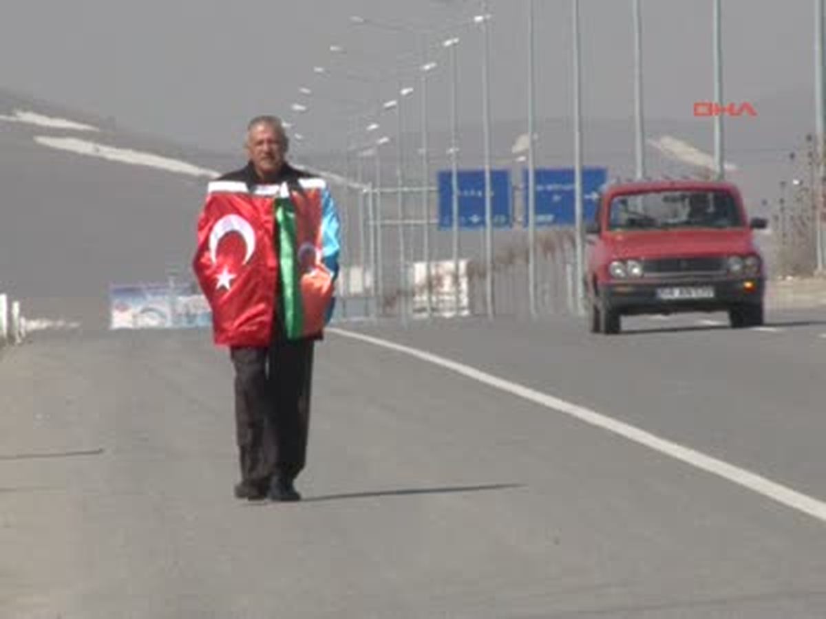 Ankara'dan Azerbaycan'a Yürüyor