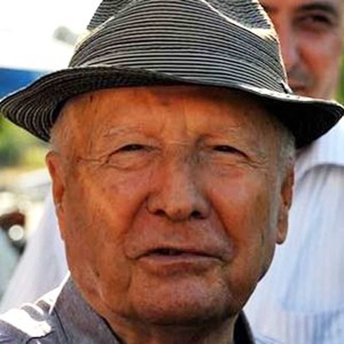 Avukat Acar: "Kenan Evren Hastanede Düşerek Kolunu Kırdı"