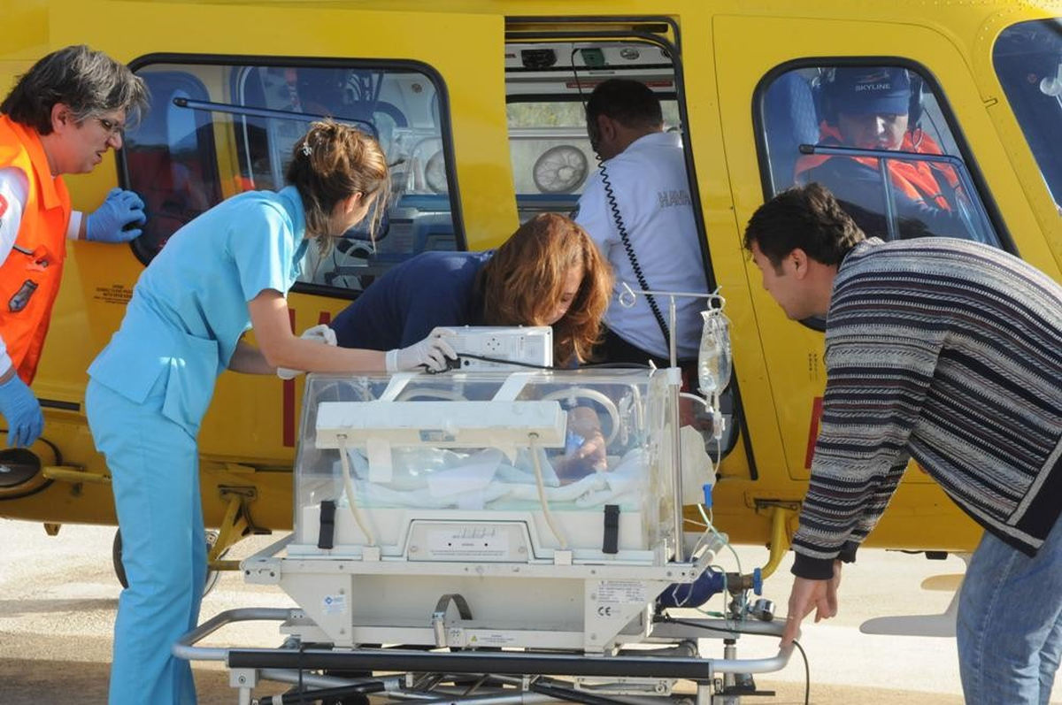 Bodrum\'da Erken Dünyaya Gelen Bebek Denizli\'ye Sevk Edildi