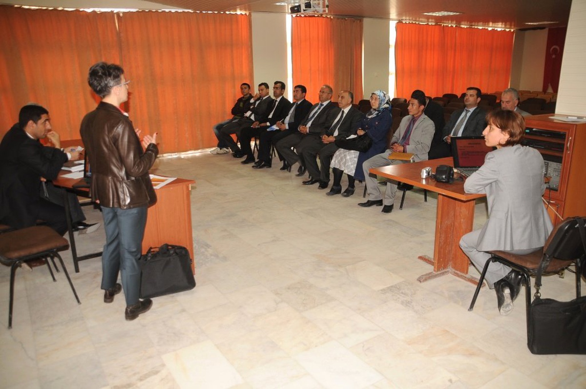 Cizre\'de Sulama Alanları Alt Bölge Gelişme Planı Toplantısı Düzenlendi