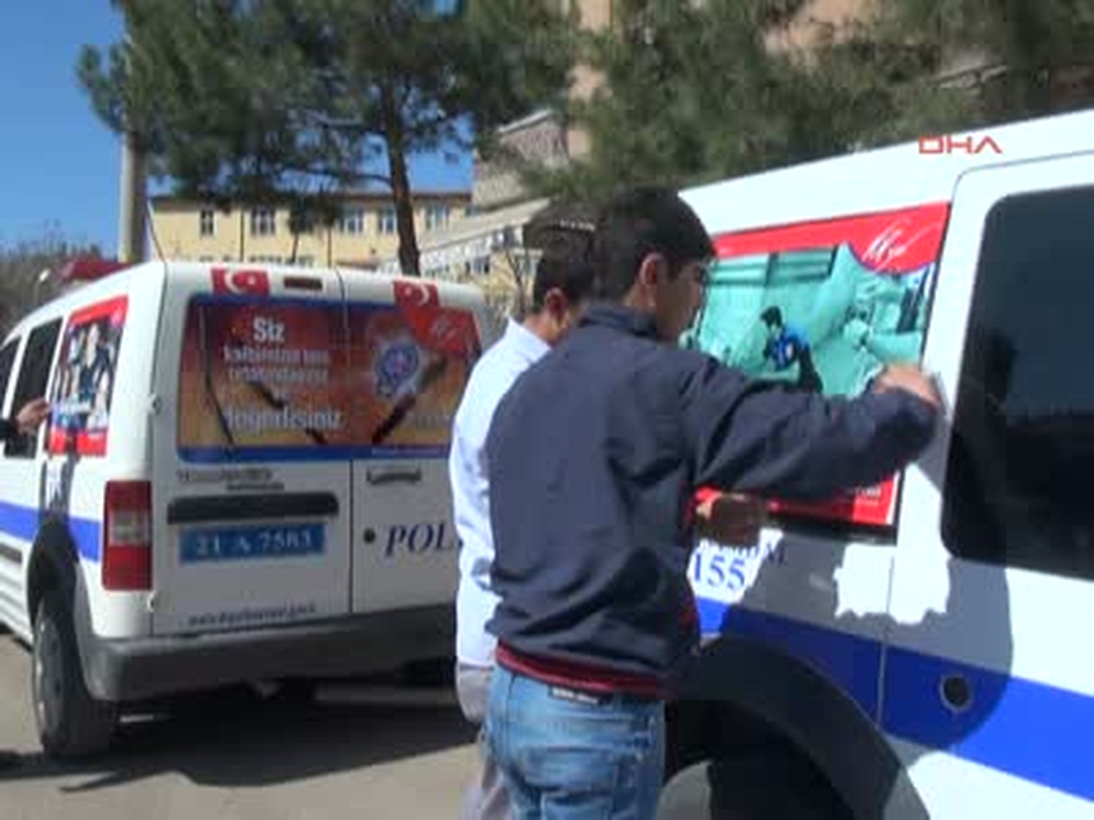 Diyarbakır Polisinden Birlik ve Bareberlik Mesajı Başım Gözüm Üstüne