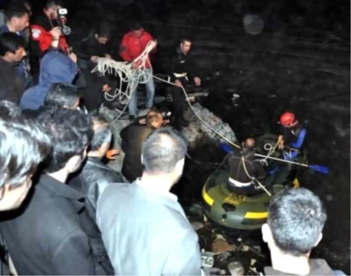 Erzurum'da Baraj Göletinde Kaybolan Tedaş Görevlileri