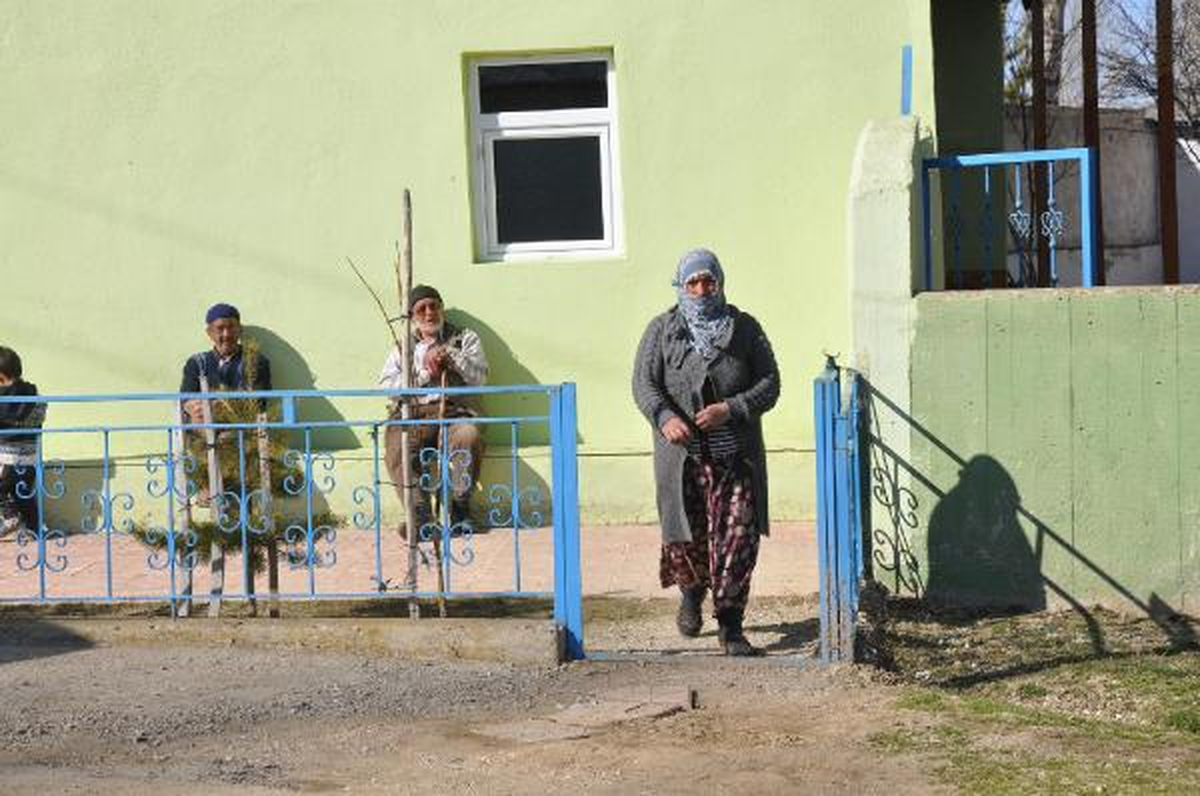 Eşini Yaralayan Kadına Cami Temizleme Cezası