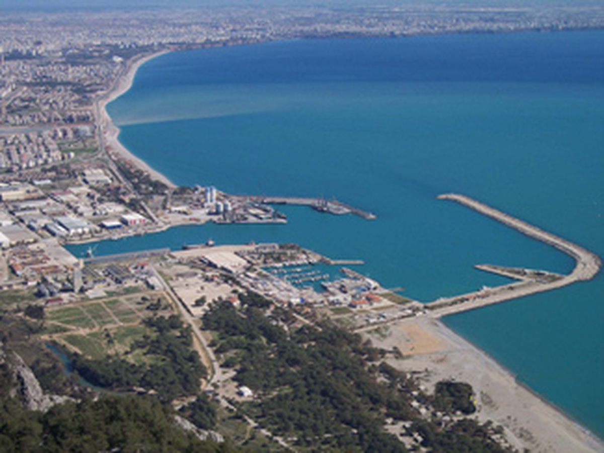 Hazine, 211,9 Milyar Metrekarelik Alanı Kaplayan, 3 Milyon 703 Bin 741 Adet Taşınmaza Sahip.