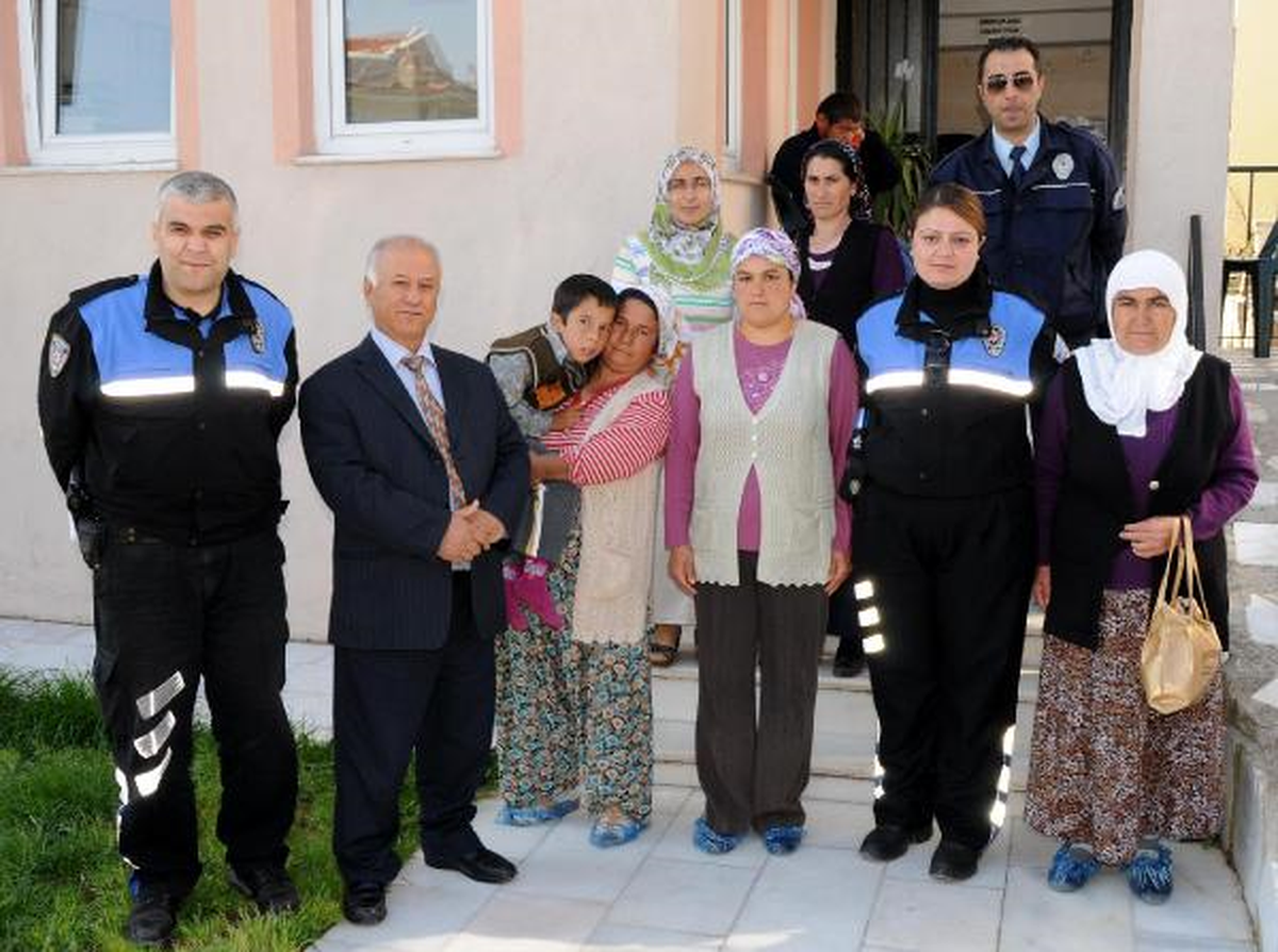 Kaybolunca Kolay Bulunsun Diye Engellilerin Parmak İzi Alınıyor