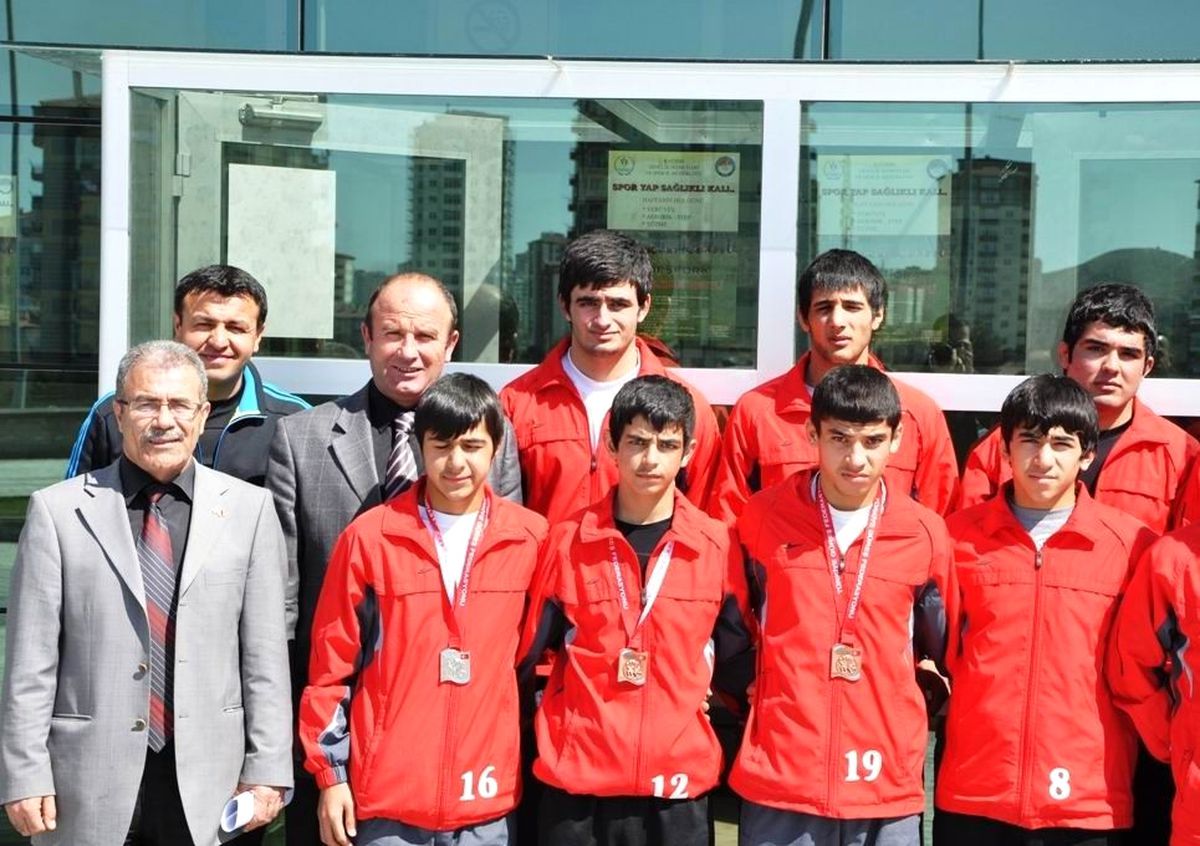 Kayserili Güreşçiler Finale Kaldı