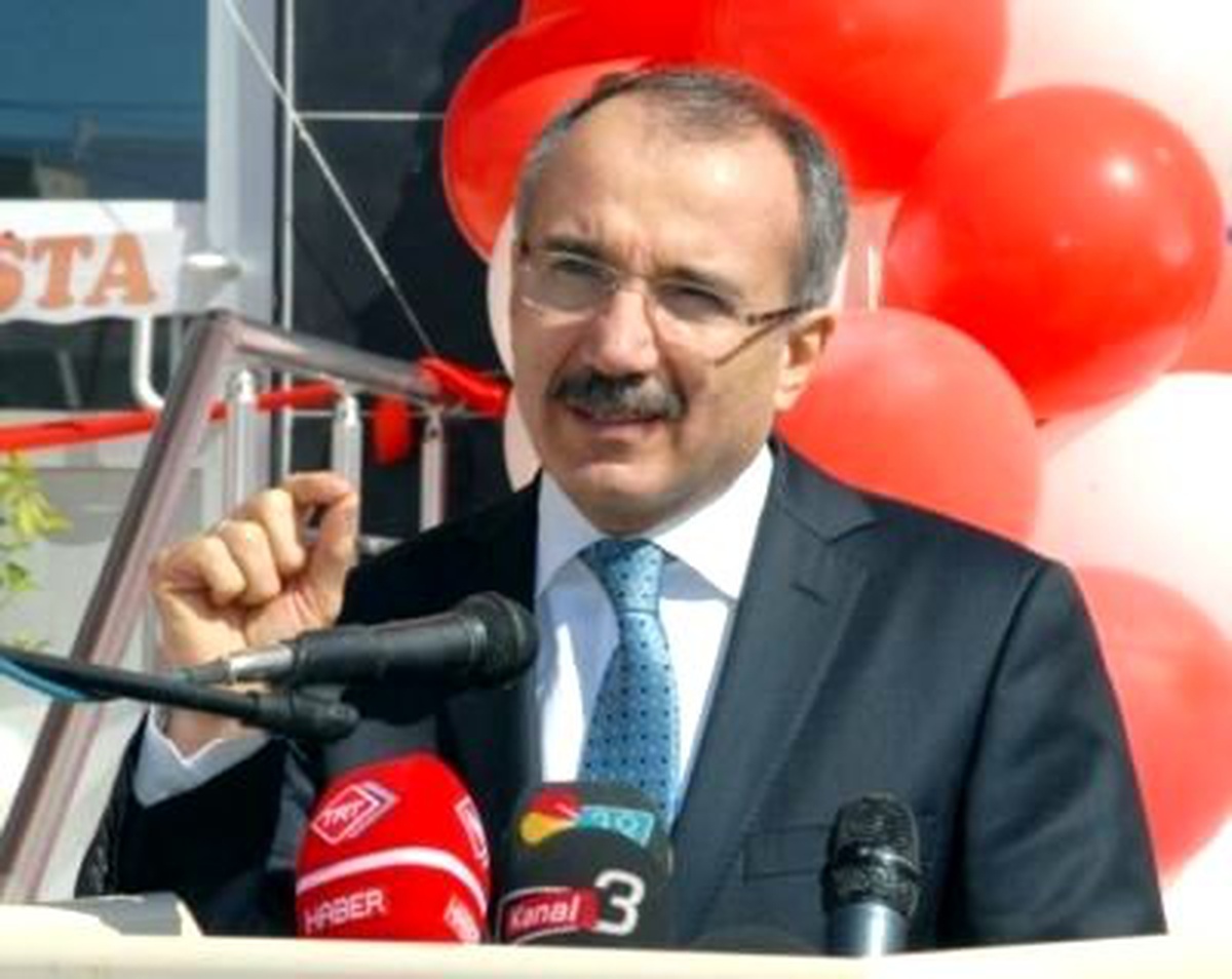 Milli Eğitim Bakanı Dinçer."Üye Ülkeler Arasındaki Enerji, Ulaştırma ve Ticareti Düzenleyen Altyapı...