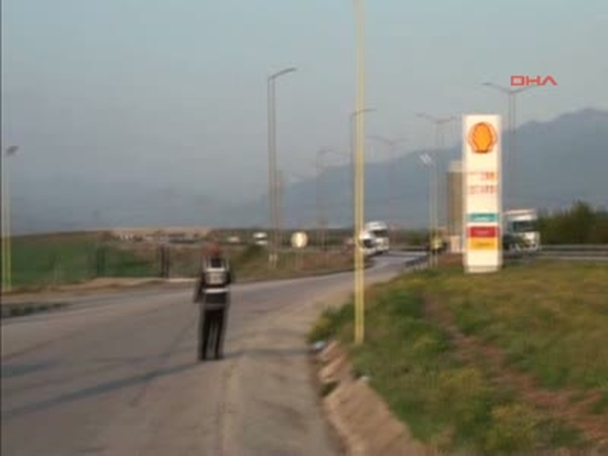 Minibüsteki Peynir ve Çökelek Tenekelerinden Esrarı Çözüldü