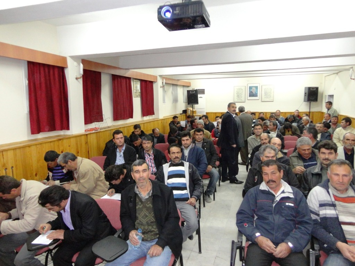 Ödemişli İnşaat Ustaları Yetki Belgelerine Kavuştu