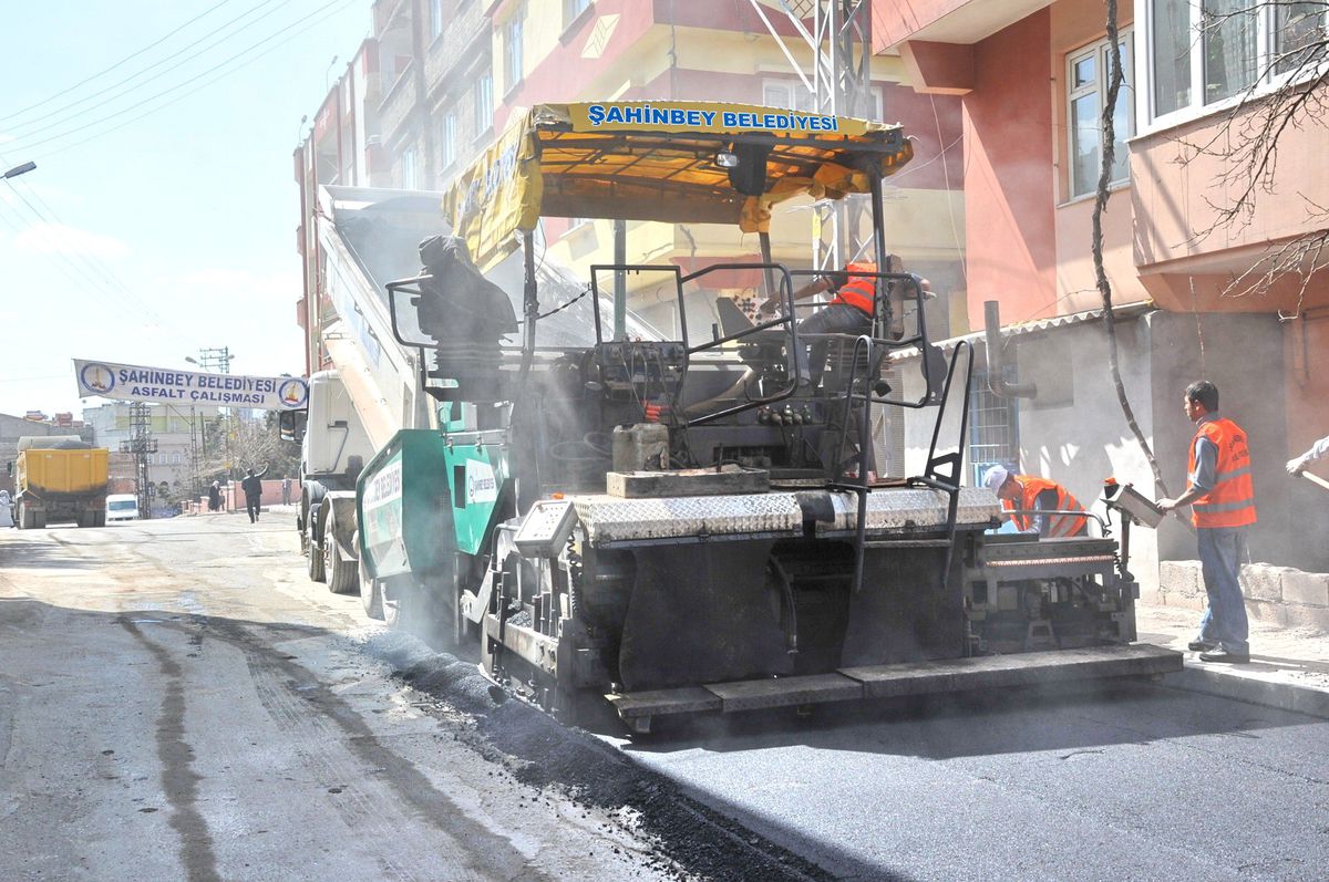 Şahinbey Belediyesi\'nden Asfalt Atağı