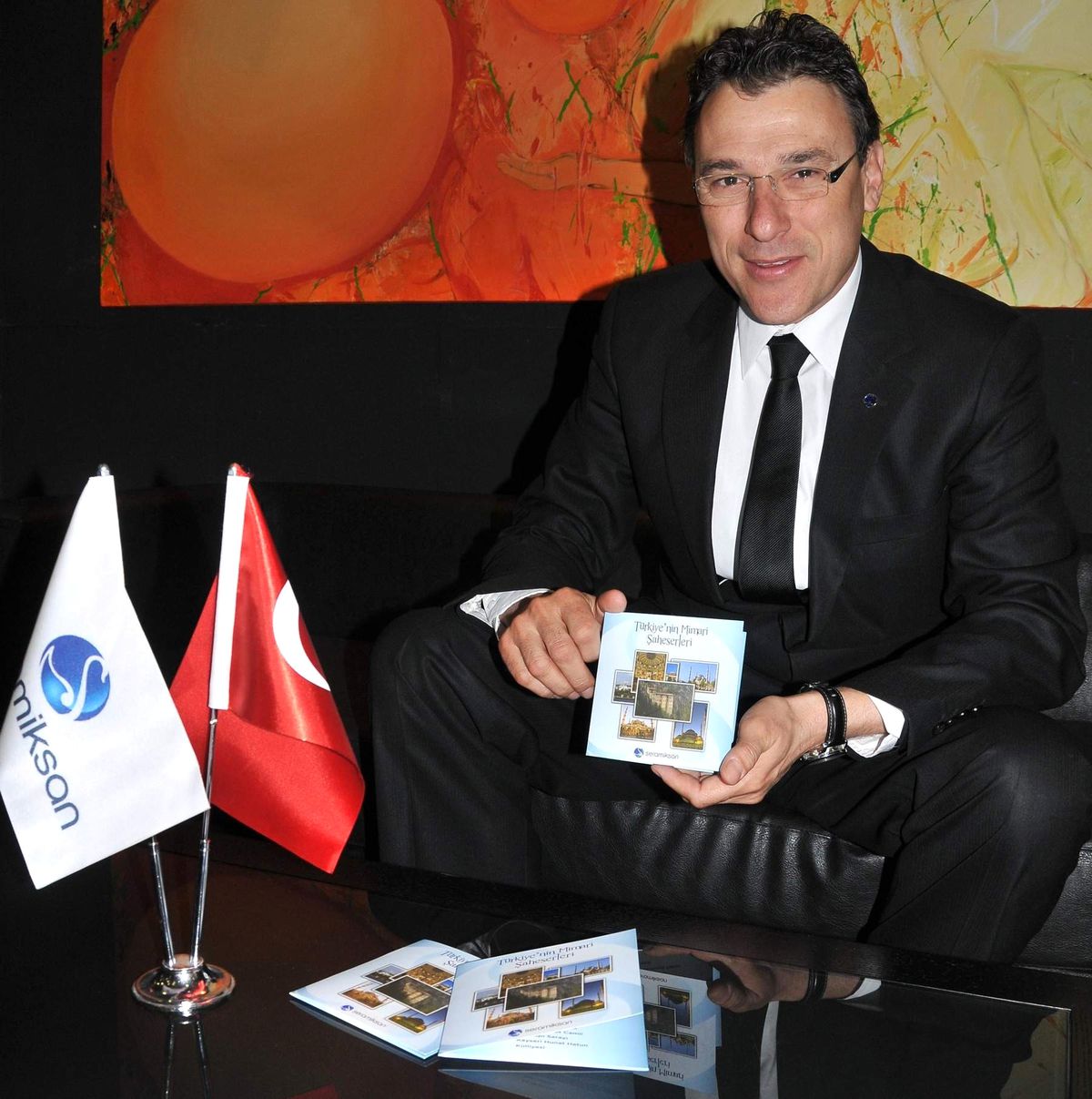 Seramiksan, Belgesele Sponsor Oldu