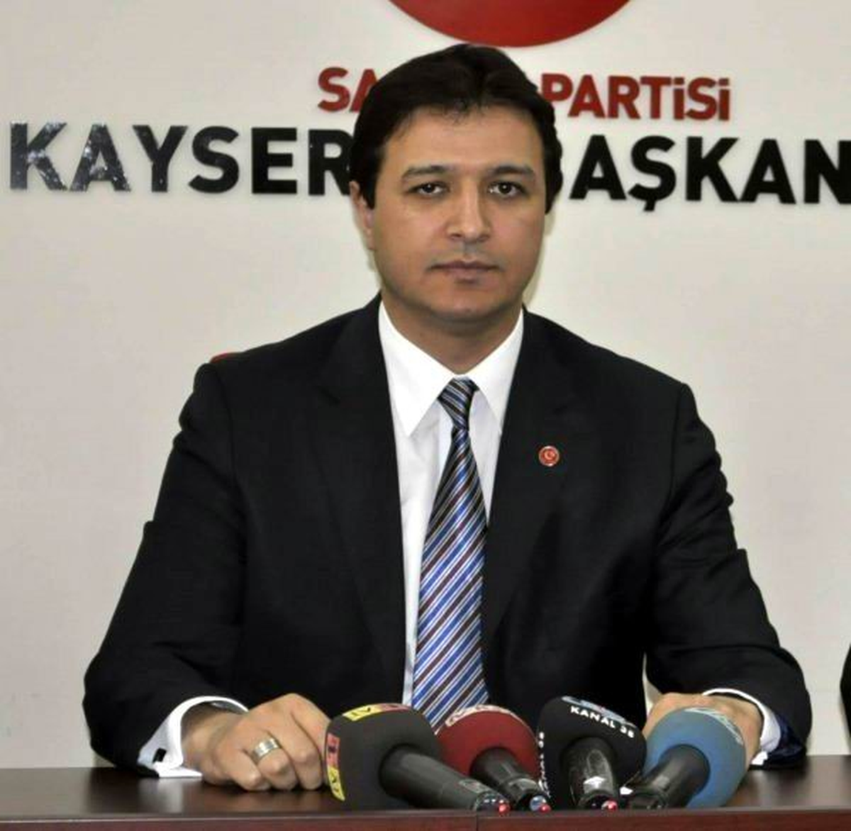 "Türk Milleti Emniyet Teşkilatı\'na Her Zaman Güvendi"