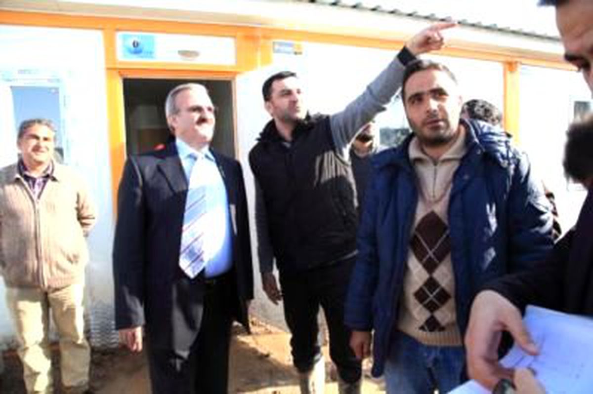 Vali Karaloğlu Deprem Konutlarını İnceledi