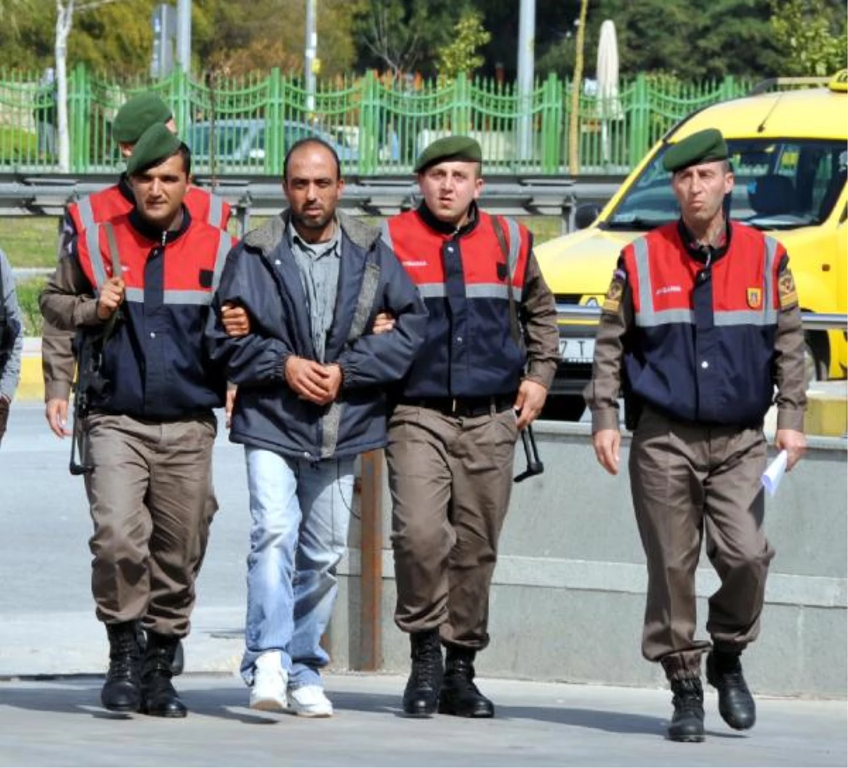 Amasya\'da Cinayet İşledi, 15 Ay Sonra Antalya\'da Yakalandı