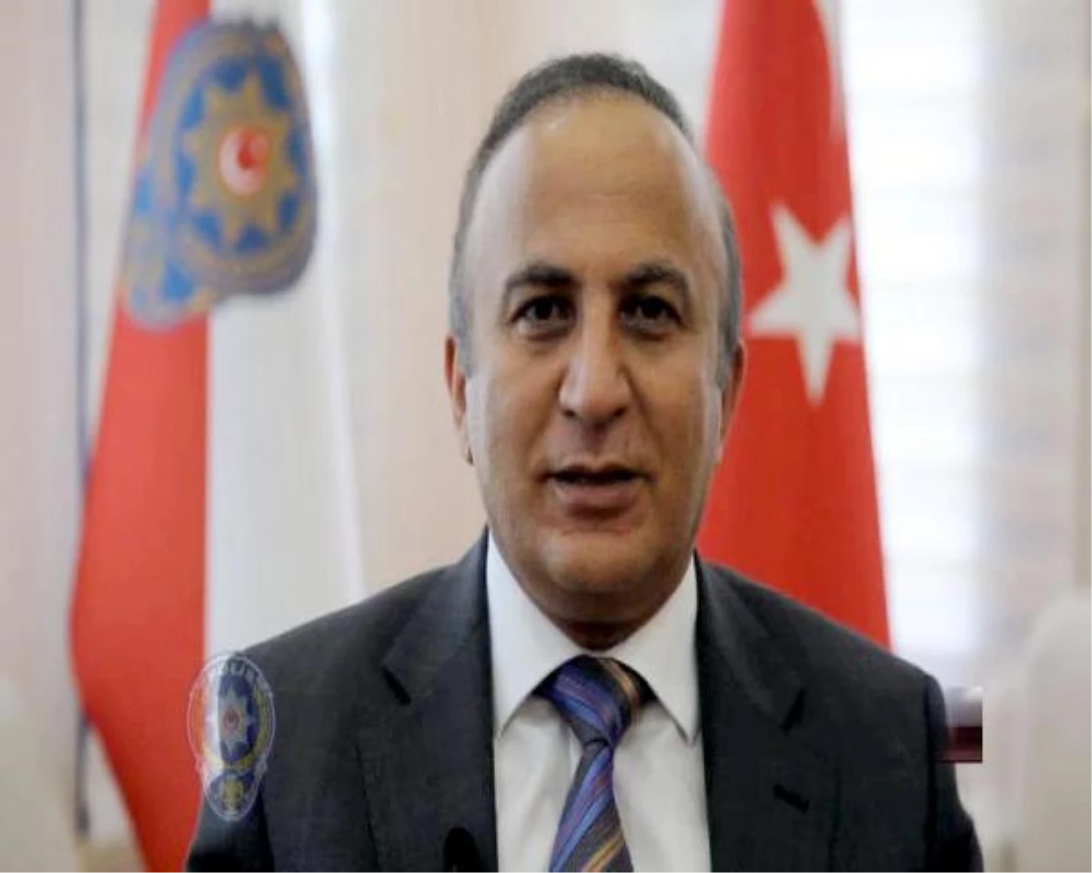 Antalya Emniyet Müdürü, Polis Klibinde Oynadı