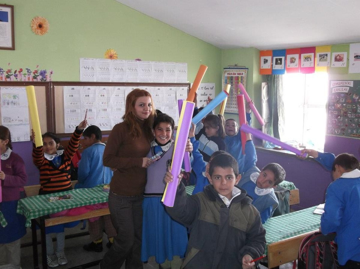 Batıdan Doğuya Yardım Eli