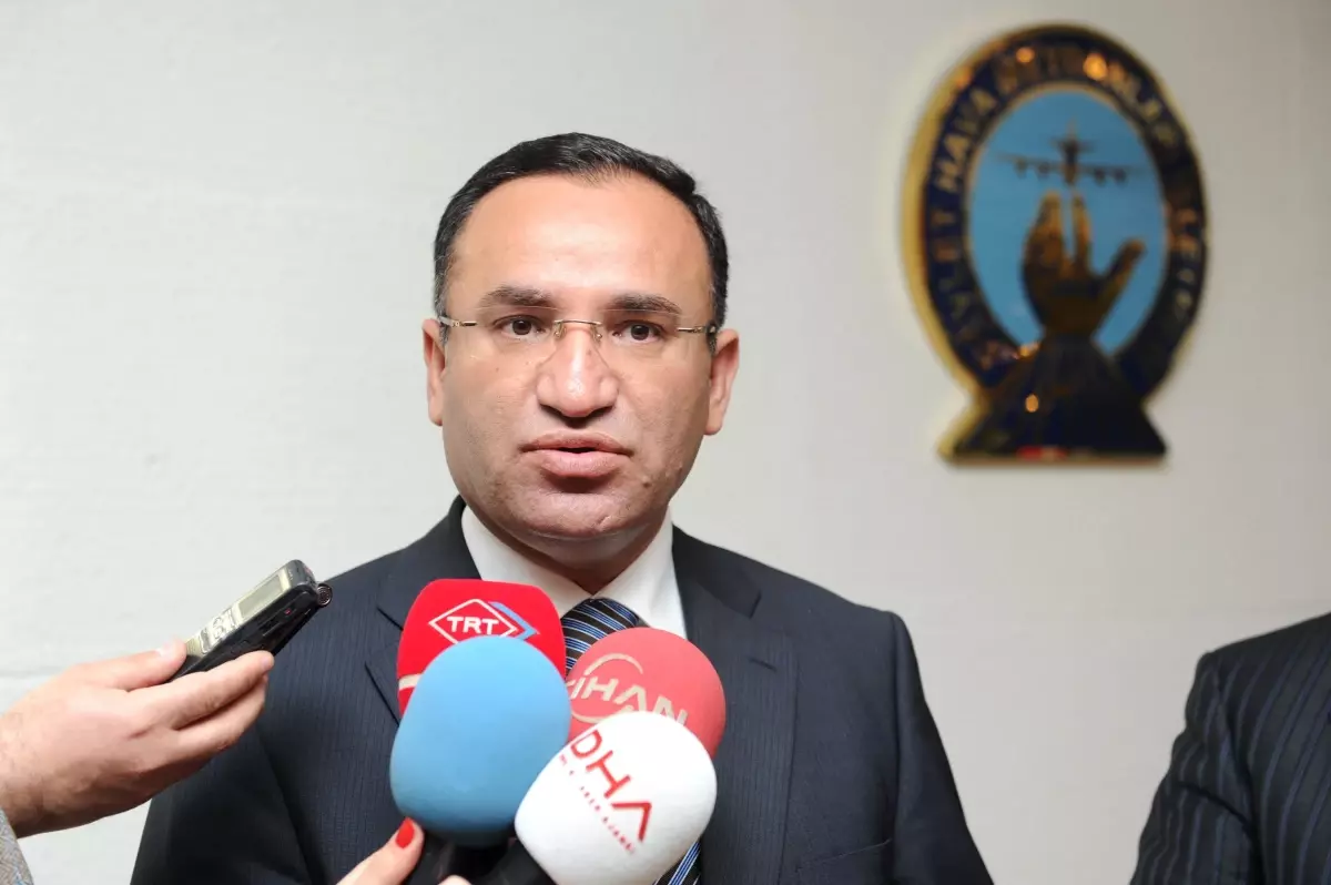 Bekir Bozdağ: "Millet Adına Yargıya Hesap Veriyorlar"