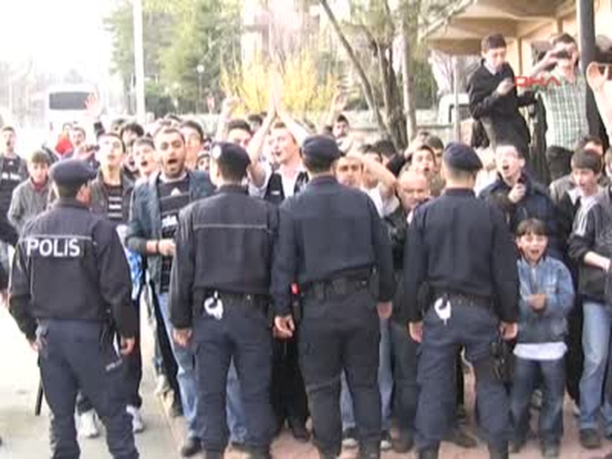 Beşiktaş, Karabük'te Coşkuyla Karşılandı