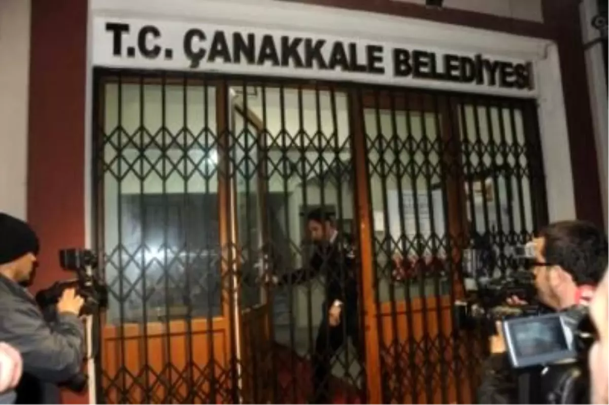 Çanakkale Belediyesi\'nde Arama