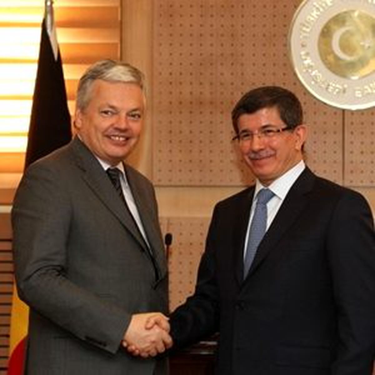 Davutoğlu-Reynders Ortak Basın Toplantısı