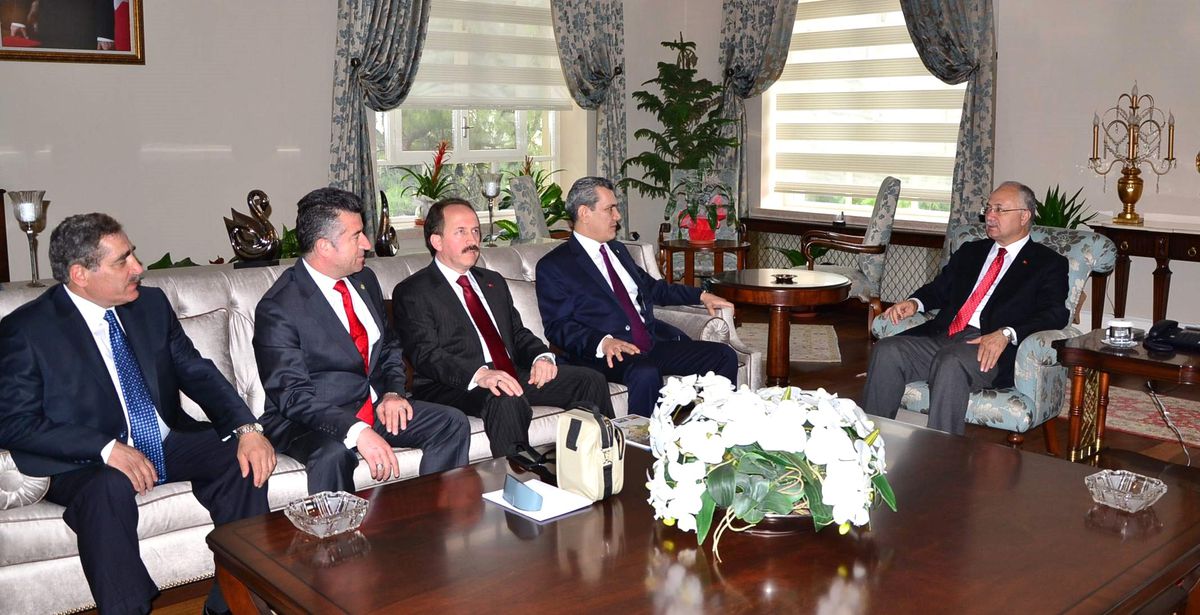 Egem Platformu Dönem Başkanı Gezinti\'den Vali Daşöz\'e Ziyaret