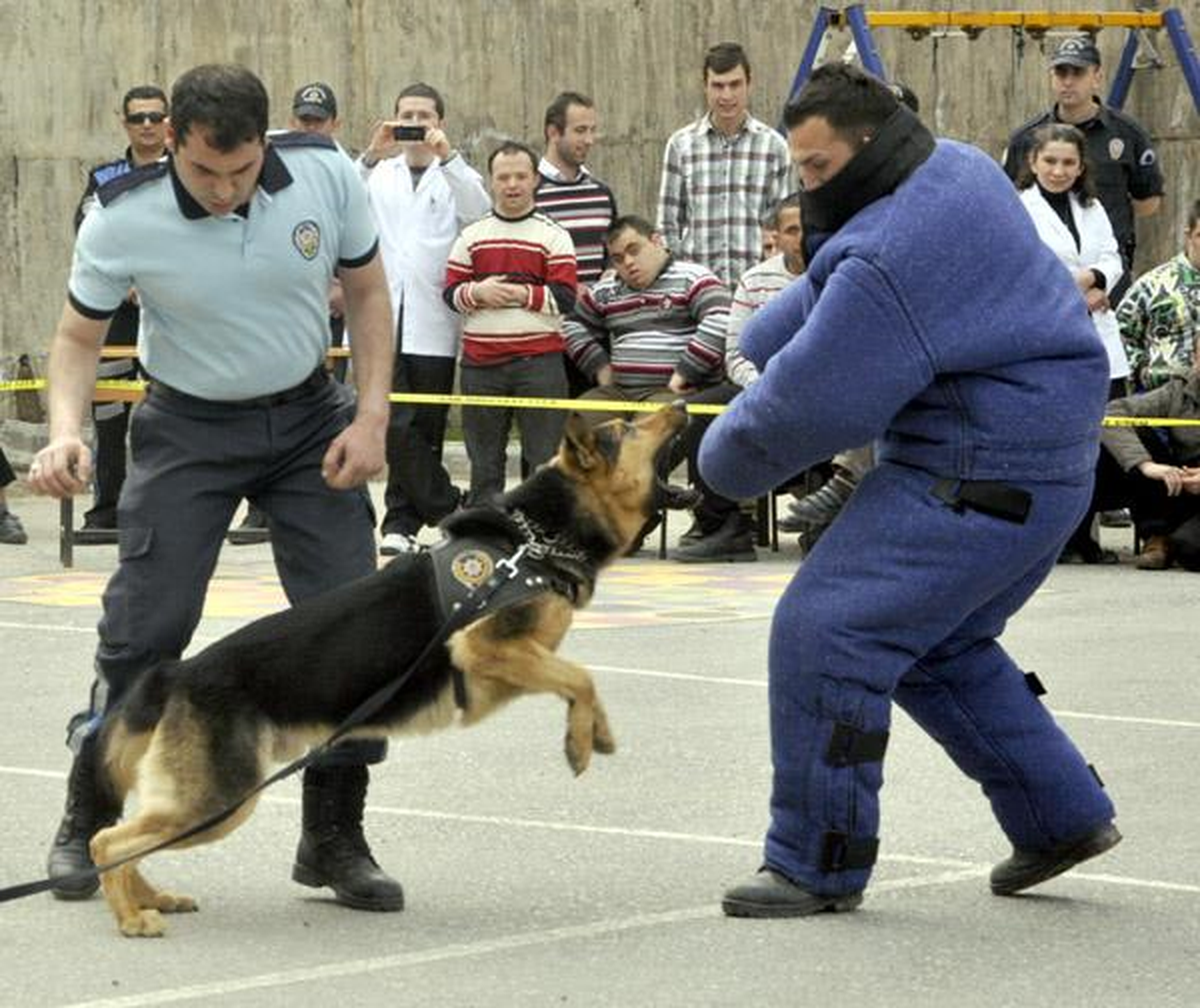 İlk Kez Polis Motosikletine Bindiler