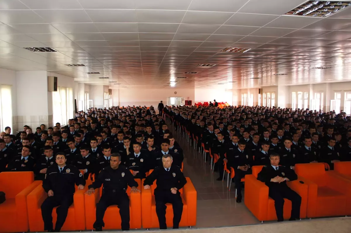 Polis Myo\'nda Kurtarma ve Deprem Tatbikatı Yapıldı