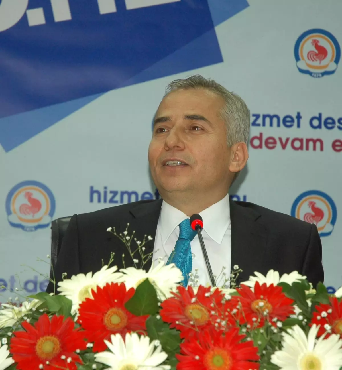 Zolan, "Denizli\'nin Burcuna Hizmet Bayrağı Çektik"