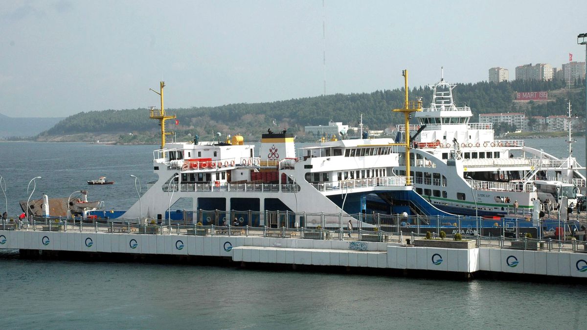 'Avşa Adası' Arabalı Vapuru Gökçeada Hattında Sefer Yapacak