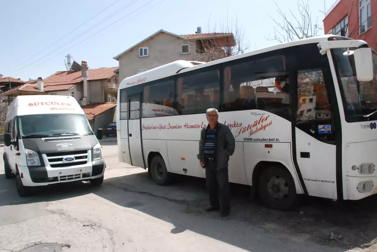 Haczettiği Otobüsleri Evinin Önüne Çekti