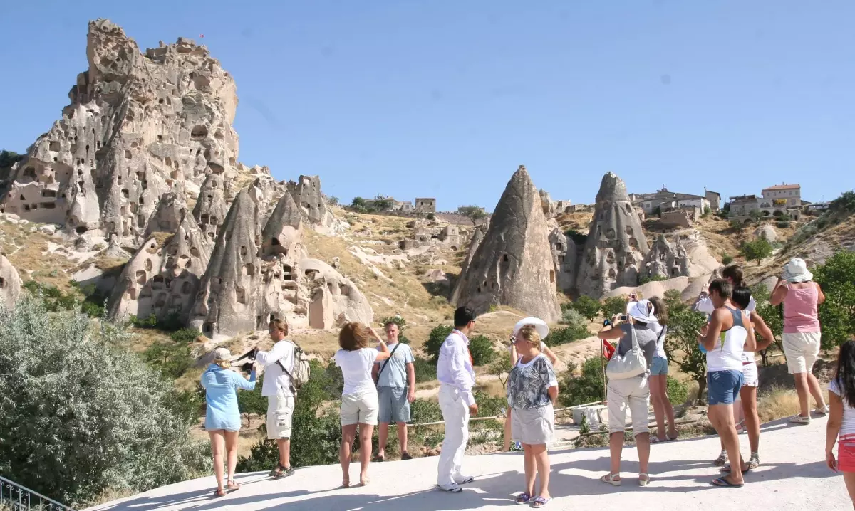 Kapadokya Bölgesini Üç Ayda 262 Bin Turist Ziyaret Etti